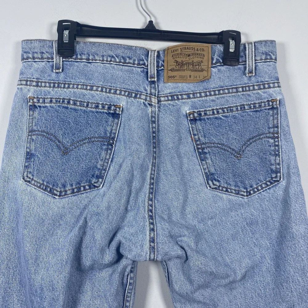 Vintage Men's Levi's 505 Jeans Regular Fit Straight Leg 34x30 Made‎ in USA 90's
